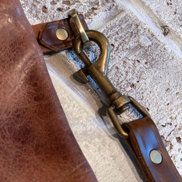 Cowhide Wristlet Clutch with Zipper Embossed print with detachable strap browns - Picture 8 of 13